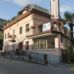 Lario Hotel